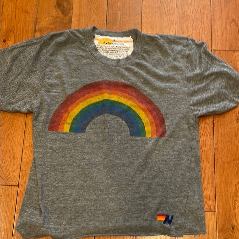 Aviator Nation Gray Tee with Rainbow Design Sz. Small